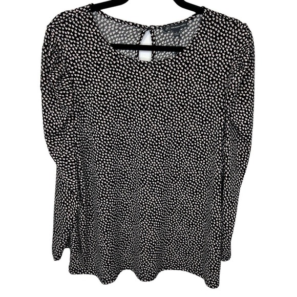 Adrianna Papell Tops - 𝅺New with Tags Adrianna Papell Black Puff Sleeve Key Hole Back Top Size Large